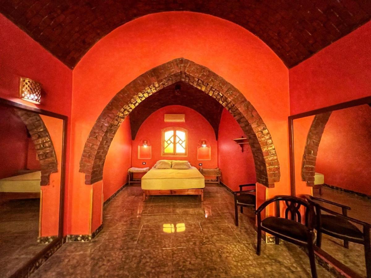 Golden Palace Nile View - Appartment Luksor Dış mekan fotoğraf